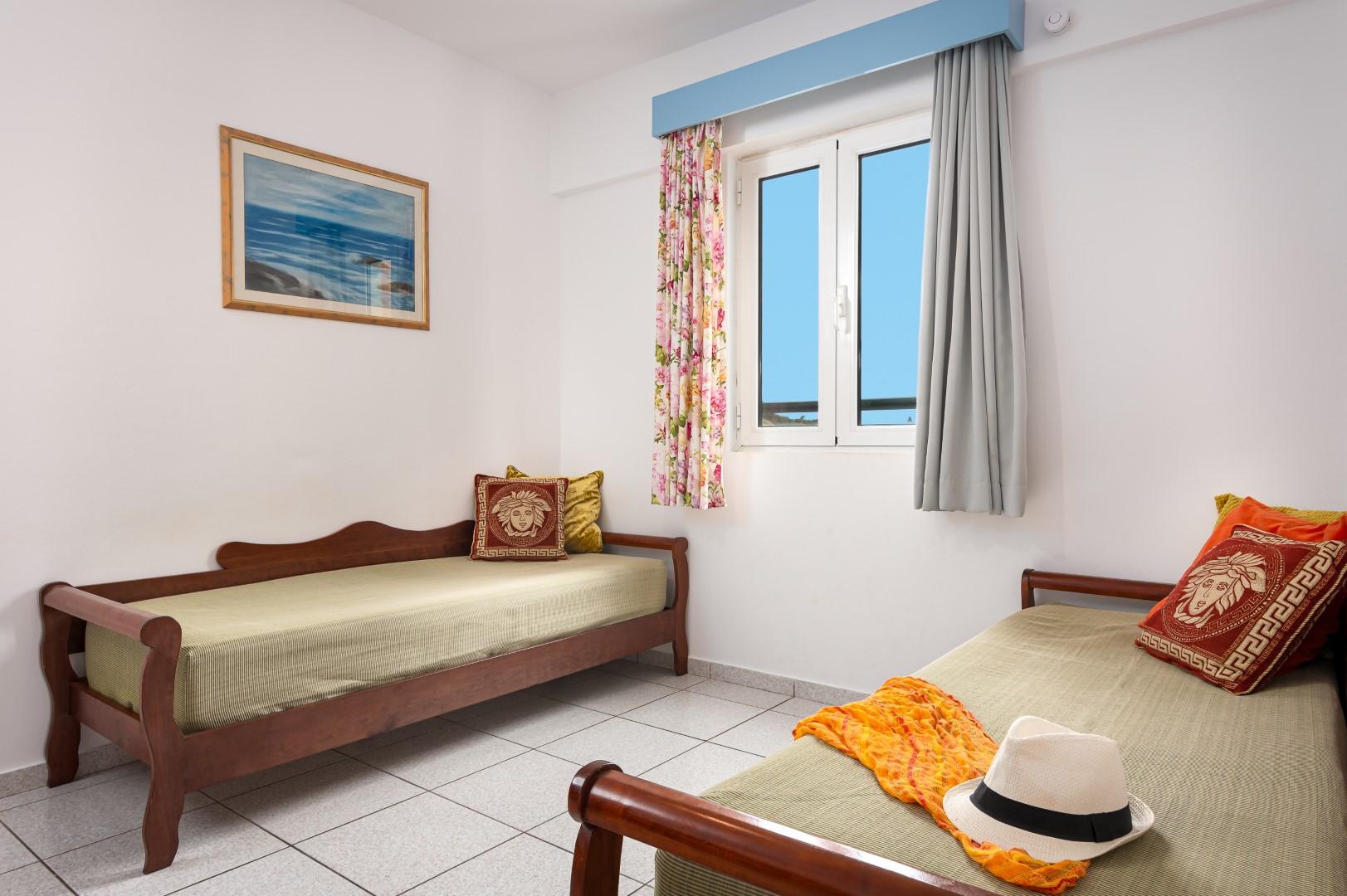 Bellos Hotel Apartments Hersonissos  Exteriör bild