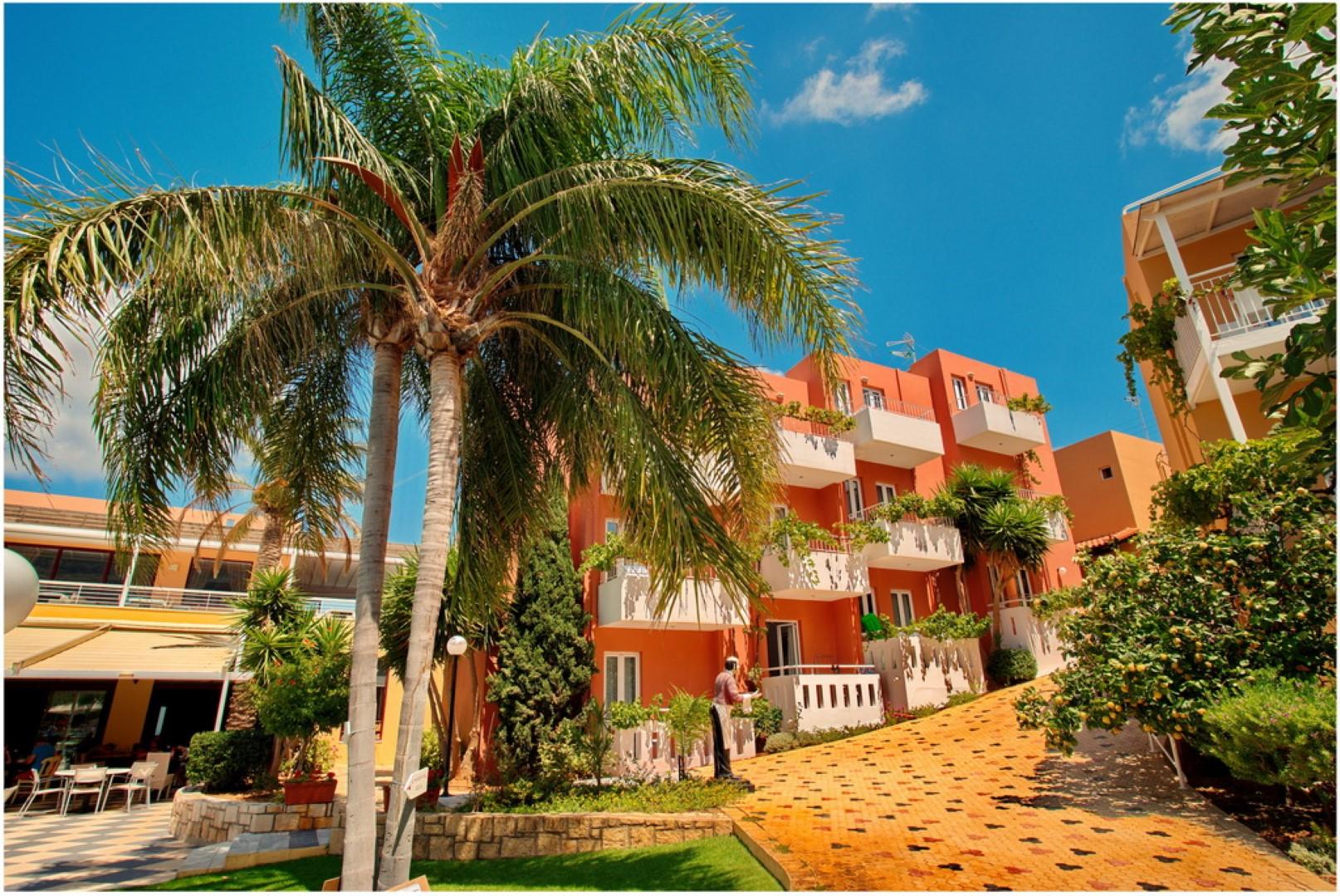 Bellos Hotel Apartments Hersonissos  Exteriör bild