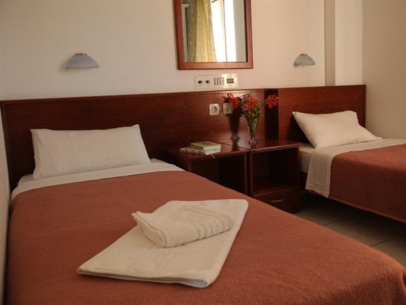 Bellos Hotel Apartments Hersonissos  Exteriör bild