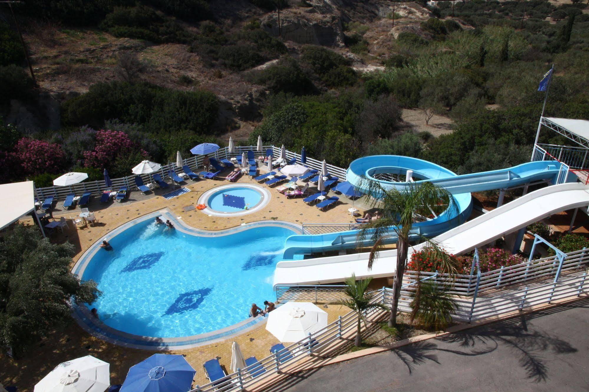 Bellos Hotel Apartments Hersonissos  Exteriör bild